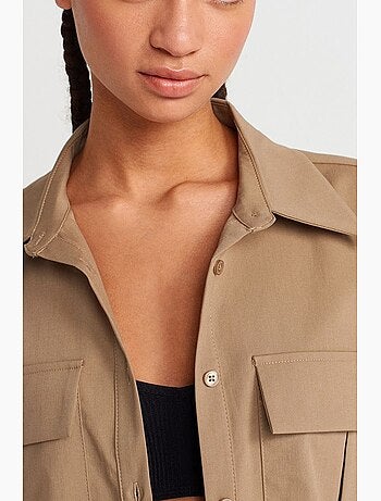Camisa overshirt cropped oversized em crepe dilvin