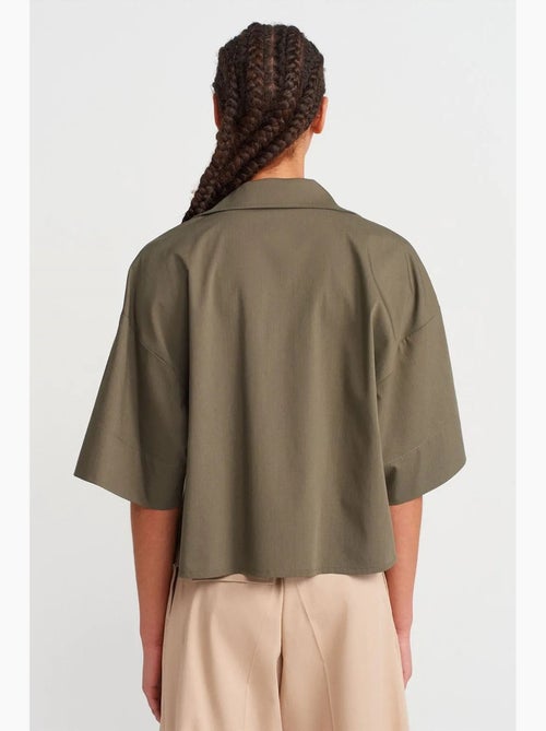 Camisa overshirt cropped oversized em crepe dilvin - Kiabi Camisa overshirt cropped oversized em crepe dilvin - Kiabi