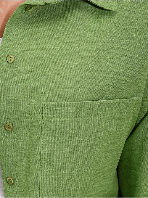 Camisa overshirt em mistura de linho com fecho de botões bdart - Kiabi Camisa overshirt em mistura de linho com fecho de botões bdart - Kiabi