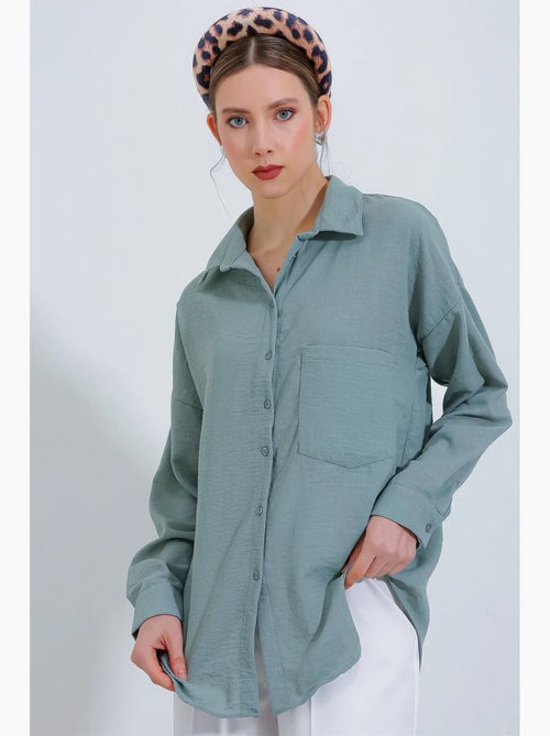 Camisa overshirt em mistura de linho com fecho de botões bdart - Kiabi Camisa overshirt em mistura de linho com fecho de botões bdart - Kiabi