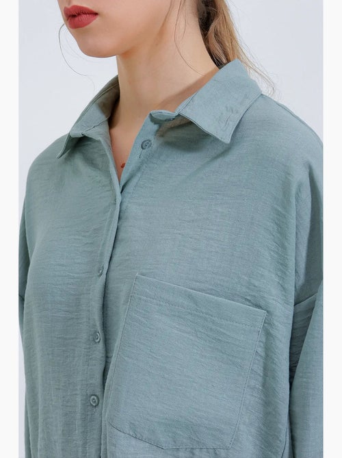Camisa overshirt em mistura de linho com fecho de botões bdart - Kiabi Camisa overshirt em mistura de linho com fecho de botões bdart - Kiabi