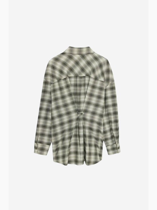 Camisa oversize aos quadrados de manga comprida dilvin - Kiabi Camisa oversize aos quadrados de manga comprida dilvin - Kiabi