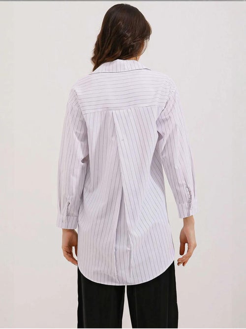 Camisa oversize às riscas com detalhe de bolso bdart - Kiabi Camisa oversize às riscas com detalhe de bolso bdart - Kiabi