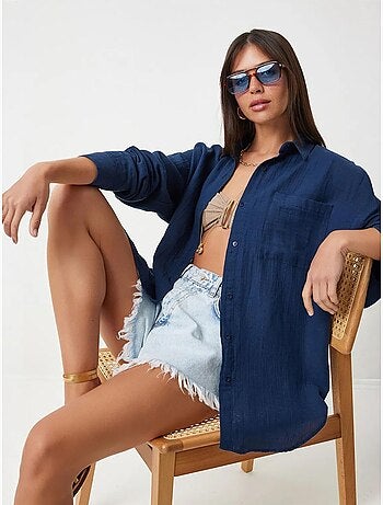 Camisa oversize em algodão texturado com bolso istanbul