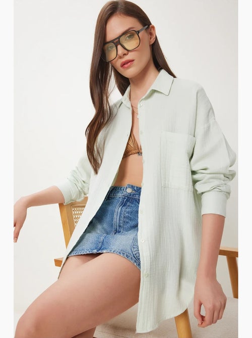 Camisa oversize em algodão texturado com bolso istanbul - Kiabi Camisa oversize em algodão texturado com bolso istanbul - Kiabi