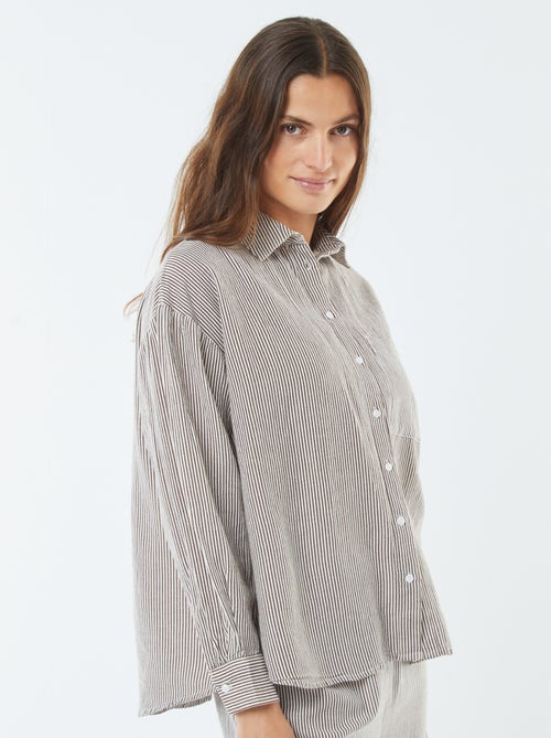 Camisa oversize em linho às riscas - Kiabi