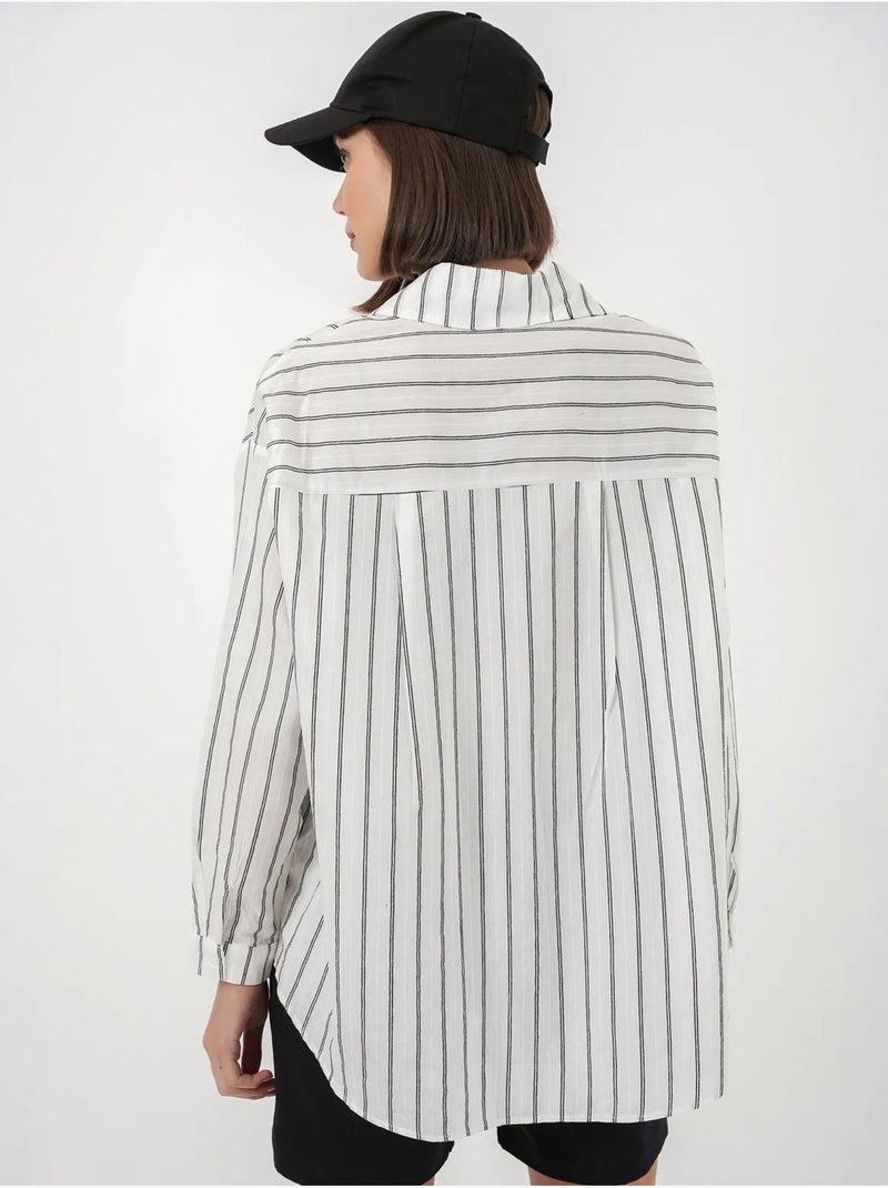 Camisa oversize texturizada às riscas com fecho de botões bdart Branco - Kiabi