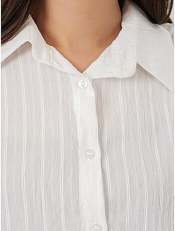 Camisa oversize texturizada às riscas com fecho de botões bdart