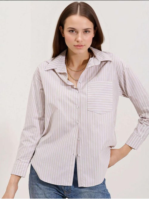 Camisa oversized às riscas com bolso bdart - Kiabi Camisa oversized às riscas com bolso bdart - Kiabi