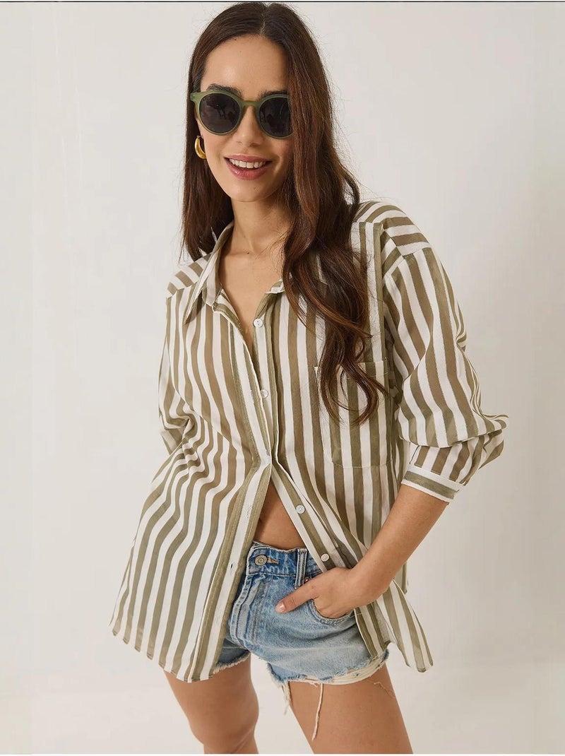 Camisa oversized às riscas com detalhe de bolso único lucci Cáqui - Kiabi