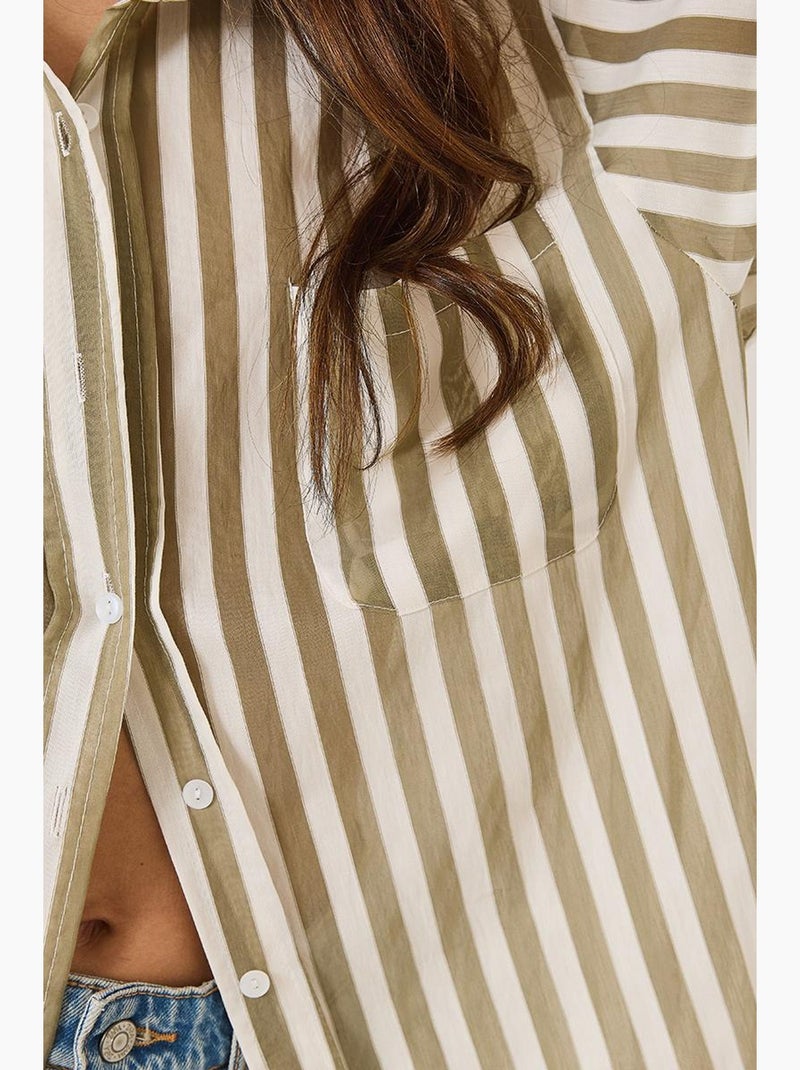 Camisa oversized às riscas com detalhe de bolso único lucci Cáqui - Kiabi
