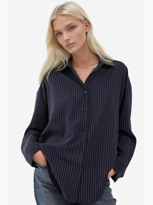 Camisa oversized às riscas hiccup - Kiabi Camisa oversized às riscas hiccup - Kiabi