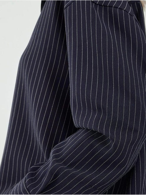 Camisa oversized às riscas hiccup - Kiabi Camisa oversized às riscas hiccup - Kiabi