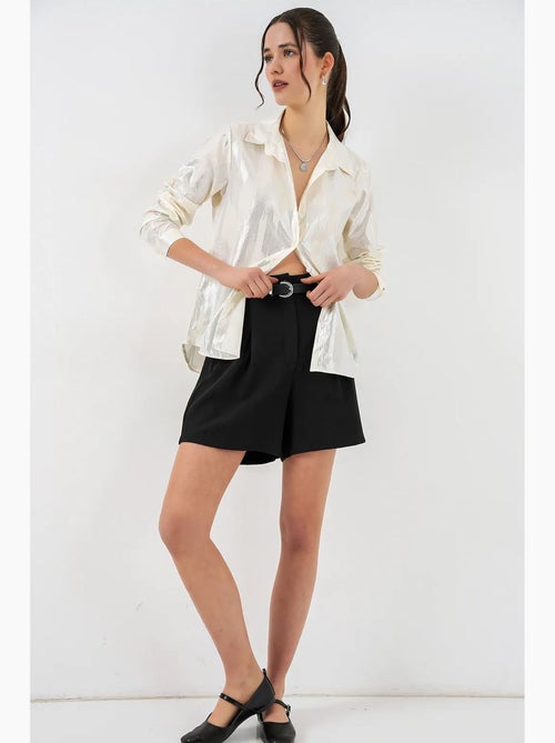 Camisa oversized com estampado abstrato e abotoamento frontal bdart - Kiabi Camisa oversized com estampado abstrato e abotoamento frontal bdart - Kiabi