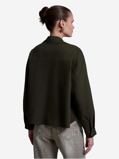 Camisa oversized em crepe com abotoamento frontal dilvin - Kiabi Camisa oversized em crepe com abotoamento frontal dilvin - Kiabi