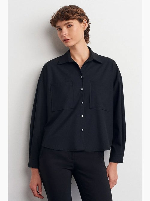 Camisa oversized em crepe com abotoamento frontal dilvin - Kiabi Camisa oversized em crepe com abotoamento frontal dilvin - Kiabi