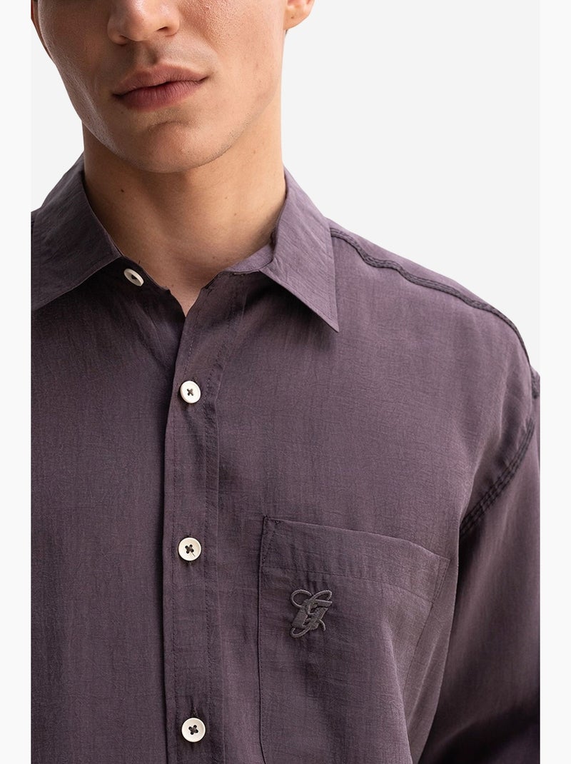 Camisa oversized masculina de manga comprida com bolso giesto Cinza-preto - Kiabi