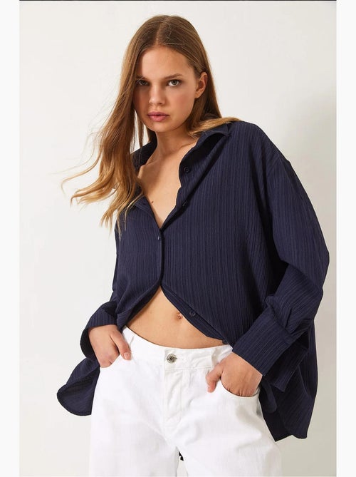 Camisa oversized texturizada lucci - Kiabi Camisa oversized texturizada lucci - Kiabi