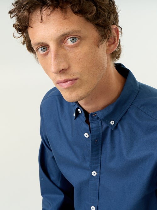 Camisa oxford com abertura abotoada - Kiabi Camisa oxford com abertura abotoada - Kiabi