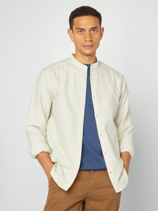 Camisa Oxford com gola mao