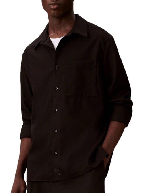 Camisa Preta Masculina Calvin Klein Jeans Lisa - Kiabi Camisa Preta Masculina Calvin Klein Jeans Lisa - Kiabi
