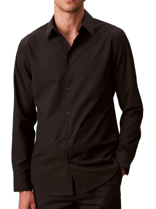 Camisa Preta Masculina Calvin Klein Jeans Solids LV040BM127 - Kiabi Camisa Preta Masculina Calvin Klein Jeans Solids LV040BM127 - Kiabi