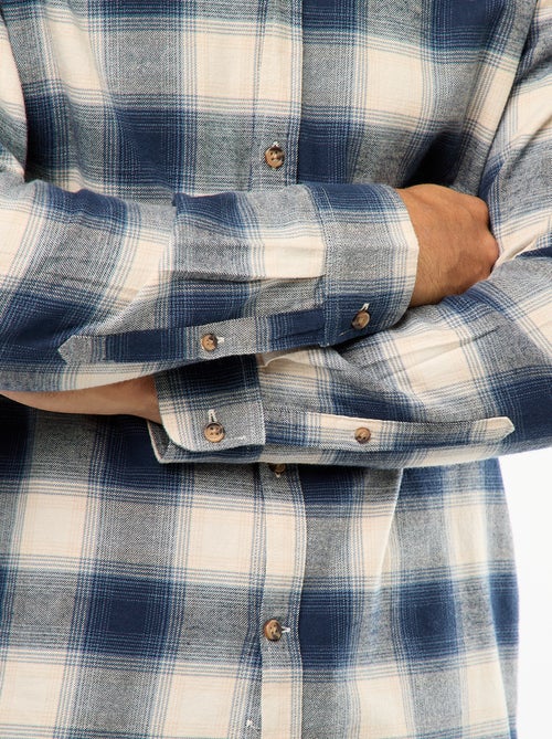 Camisa regular aos quadrados - Kiabi