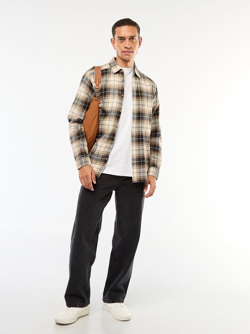 Camisa regular aos quadrados Bege - Kiabi