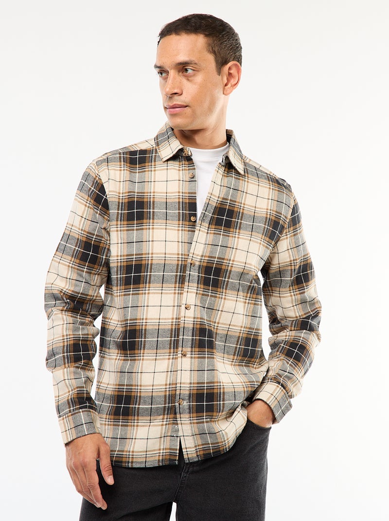 Camisa regular aos quadrados Bege - Kiabi
