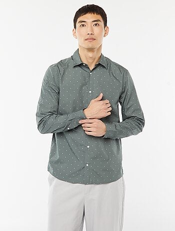 Camisa regular às bolinhas