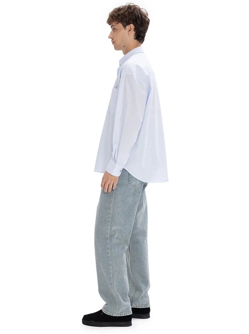 Camisa regular fit com colarinho abotoado e bolso giesto Azul-pastel - Kiabi