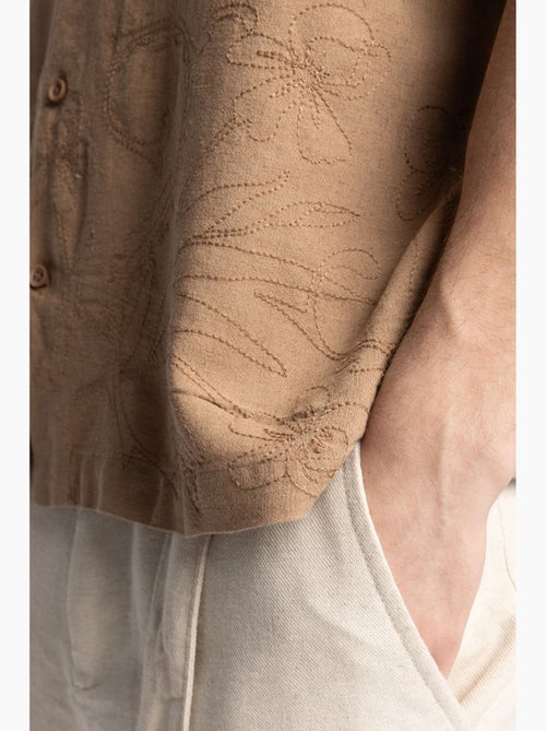 Camisa regular fit de manga curta giesto - Kiabi Camisa regular fit de manga curta giesto - Kiabi