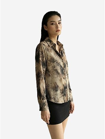 Camisa tecida em cetim com estampado de cobra my fashion
