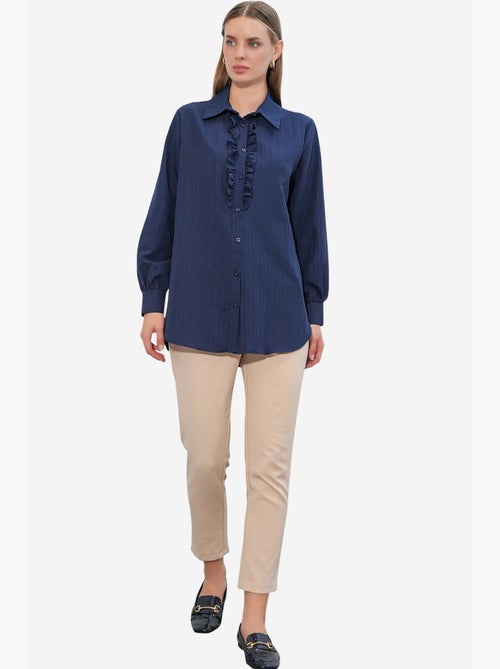 Camisa texturizada com detalhes de folhos bdart - Kiabi Camisa texturizada com detalhes de folhos bdart - Kiabi