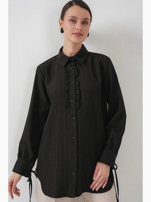 Camisa texturizada com detalhes de folhos bdart - Kiabi Camisa texturizada com detalhes de folhos bdart - Kiabi