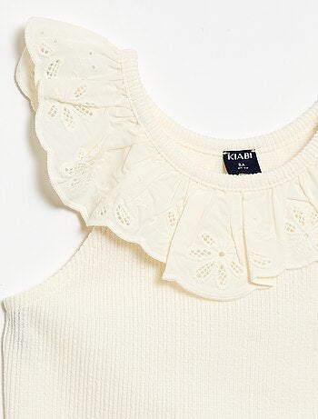 Camiseiro canelado com gola bordada