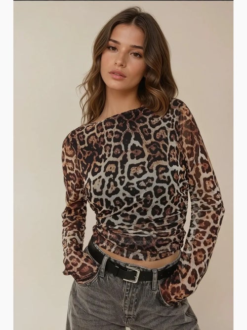 Camiseta estampa leopardo decote barco drapeado manga comprida hiccup - Kiabi