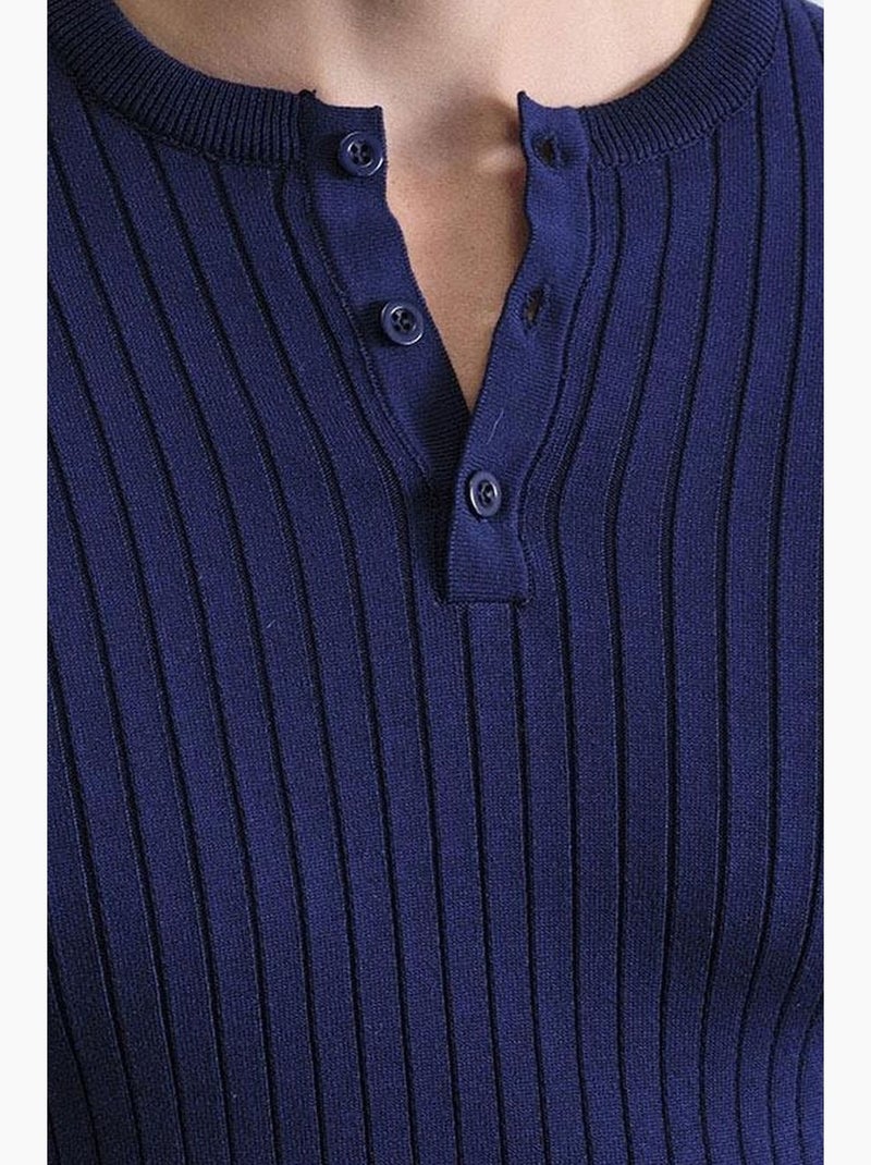 Camiseta gola com botões manga comprida ajustada giesto Azul-marinho - Kiabi