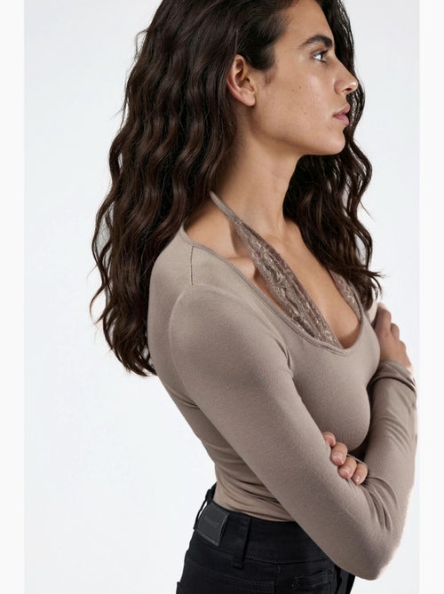 Camiseta gola halter renda viscose elástica manga comprida hiccup - Kiabi