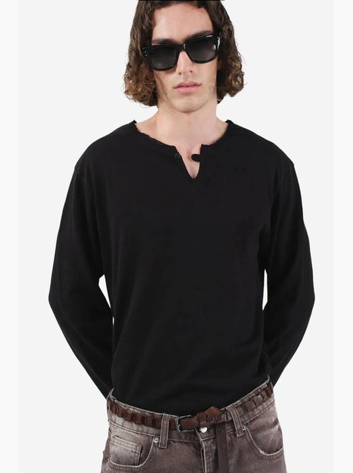 Camiseta gola redonda manga comprida lisa com botões giesto - Kiabi Camiseta gola redonda manga comprida lisa com botões giesto - Kiabi