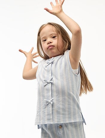 Camiseta sem mangas com laços decorativos - coleção fácil de vestir