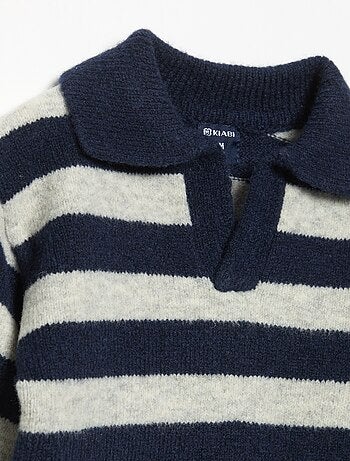 Camisola às riscas com gola polo não abotoada