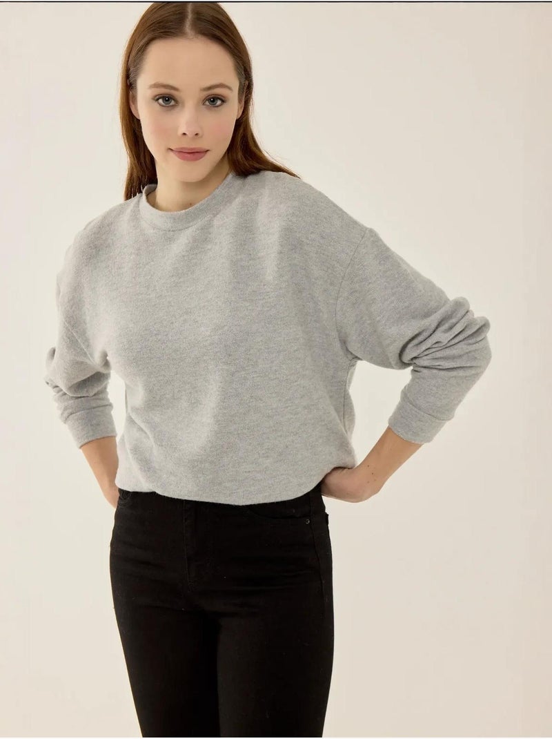 Camisola básica com caimento relaxado Cinza - Kiabi