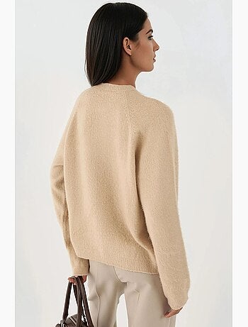Camisola básica de gola redonda com textura suave hiccup