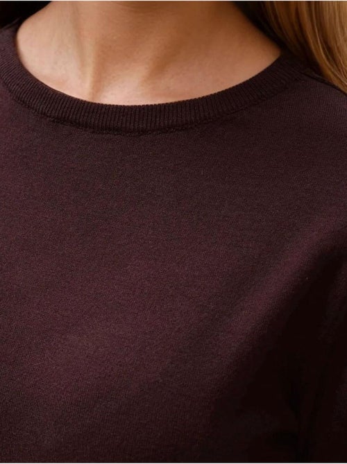 Camisola básica de gola redonda em mistura de viscose hiccup - Kiabi Camisola básica de gola redonda em mistura de viscose hiccup - Kiabi