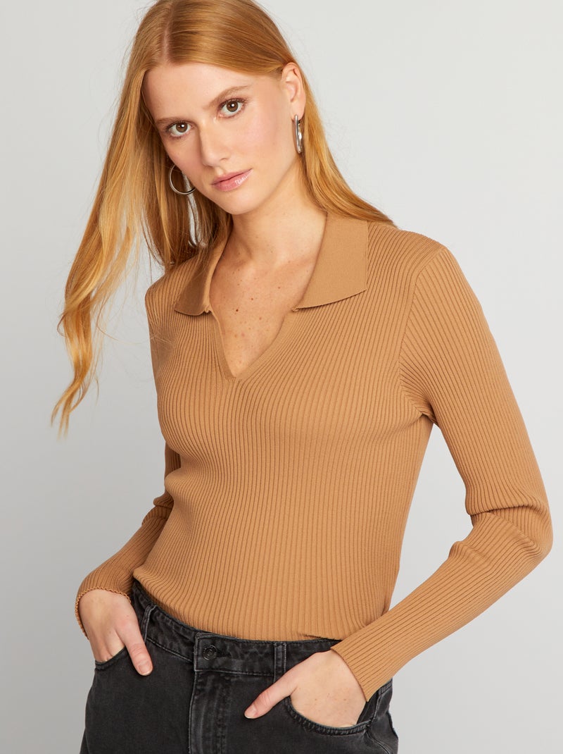 Camisola canelada com gola em bico BEGE - Kiabi