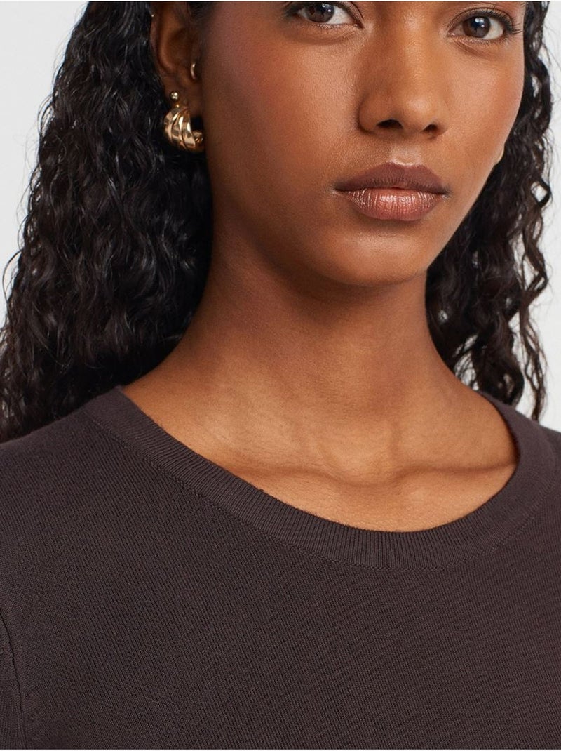 Camisola canelada de gola redonda slim fit dilvin Castanho-chocolate - Kiabi