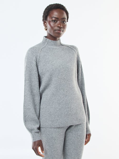 Camisola canelada de mangas compridas e gola alta - Kiabi