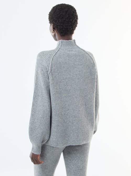 Camisola canelada de mangas compridas e gola alta - Kiabi