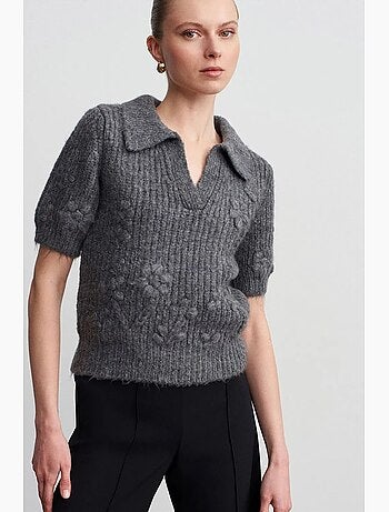 Camisola canelada texturizada com gola polo dilvin